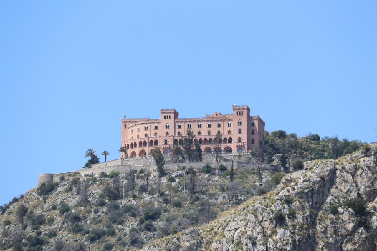 Casa De Paoli - Vista Mare Arenella, Palermo Con Parcheggio Privato Apartment Exterior photo