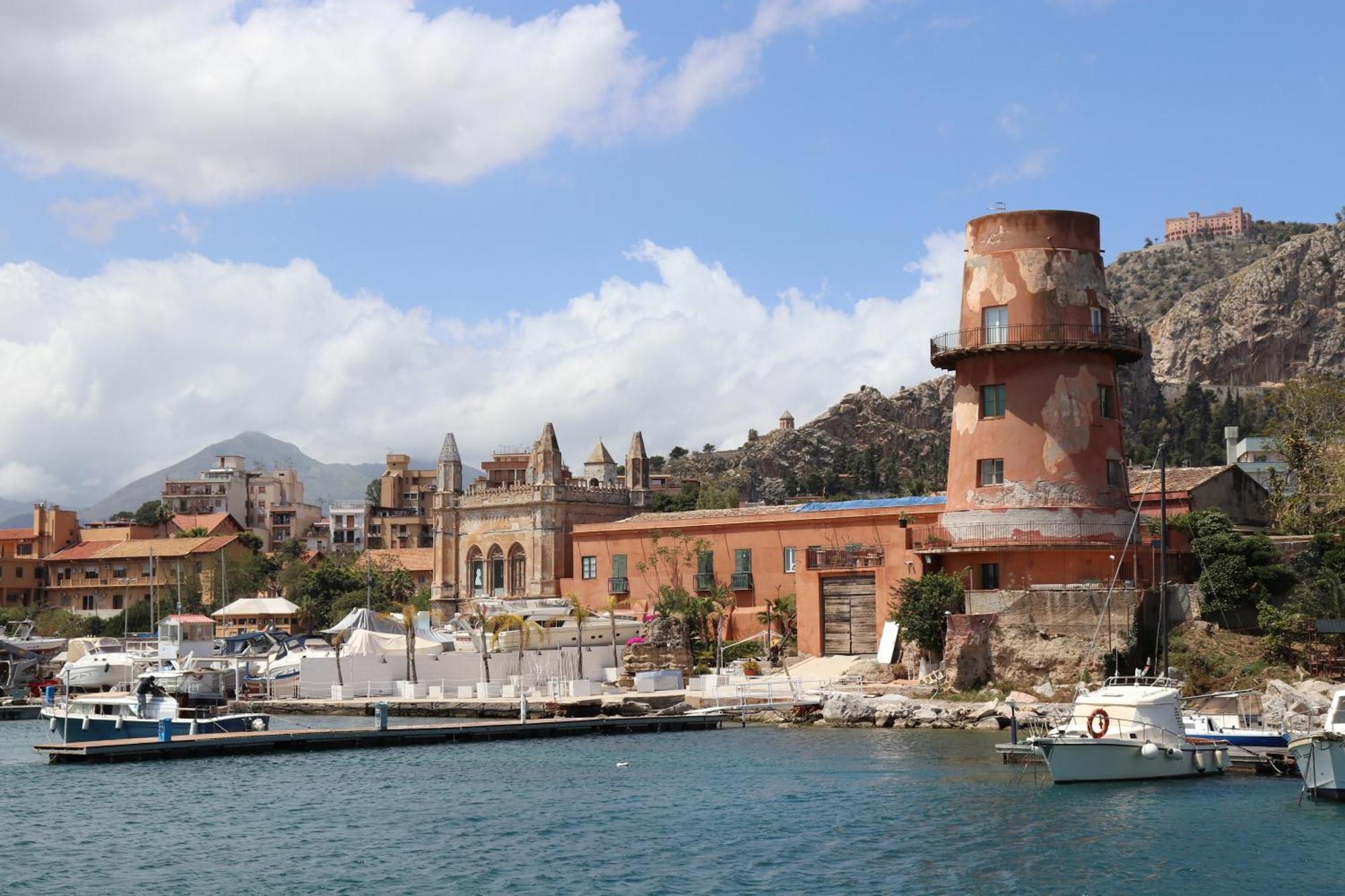 Casa De Paoli - Vista Mare Arenella, Palermo Con Parcheggio Privato Apartment Exterior photo