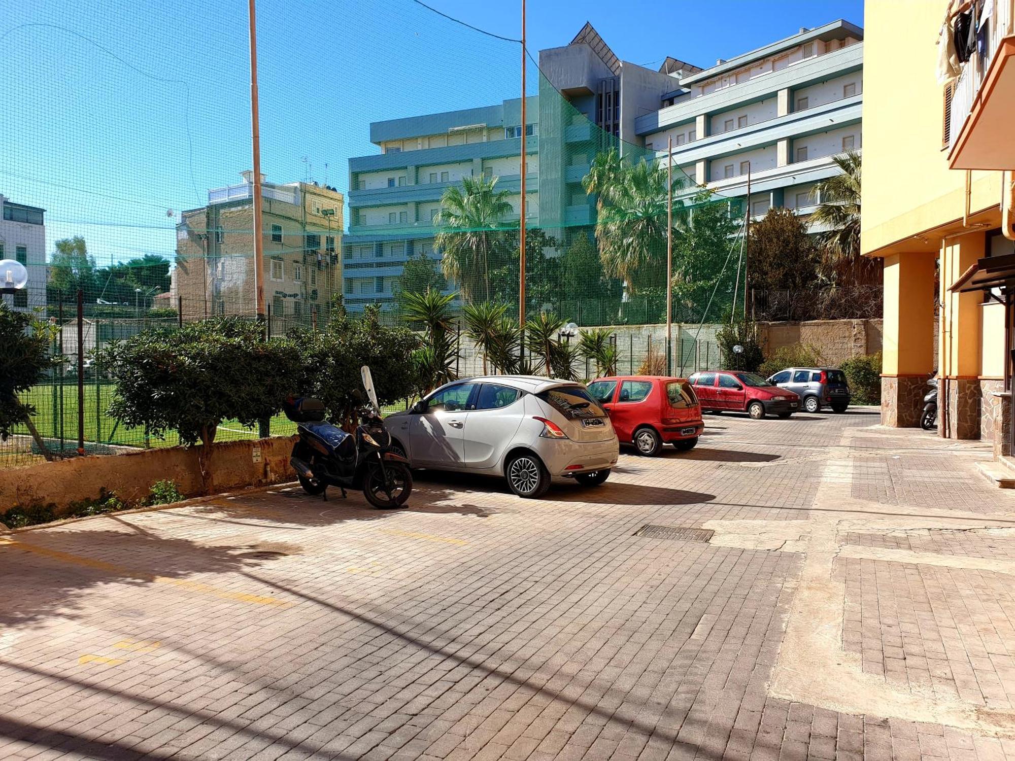 Casa De Paoli - Vista Mare Arenella, Palermo Con Parcheggio Privato Apartment Exterior photo